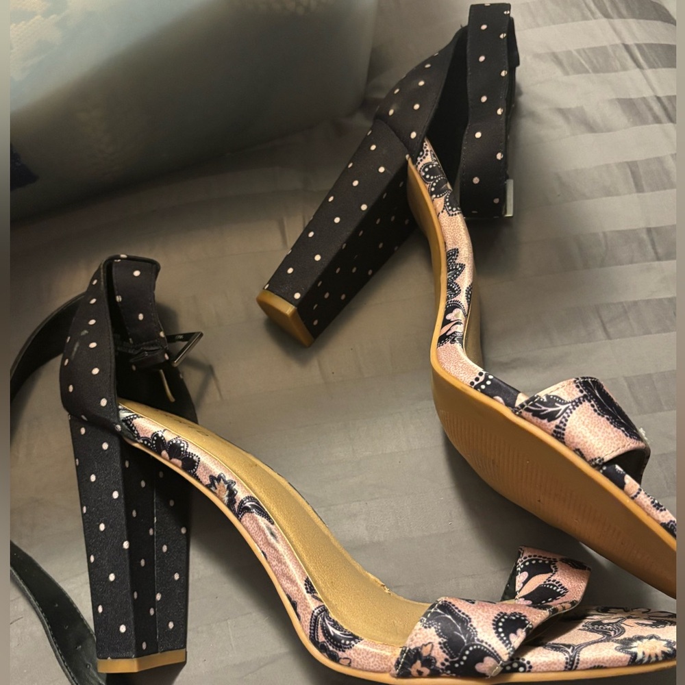 Torrid polka dot/paisley tapered heel size 12w